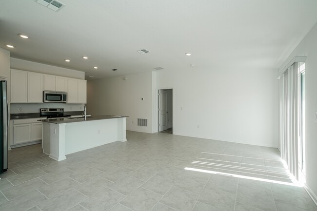 Photo - 167 Pershing St