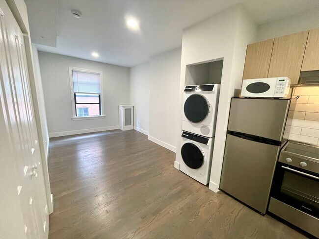 Photo - Newbury St Studio apartment on top floor with laundry in unit
