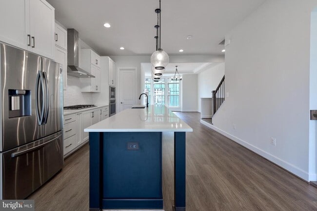 Photo - 20686 Glenmont Ter