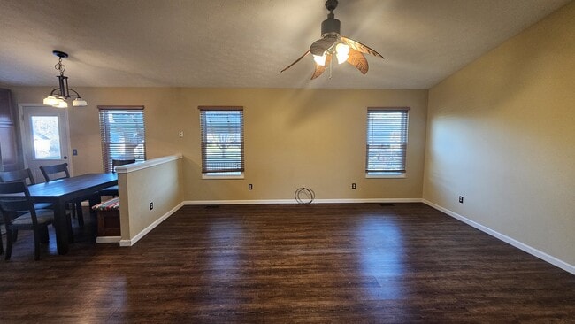 Photo - 560 Little Creek Dr