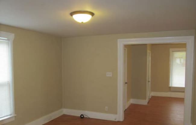 Photo - 920 E Shiawassee St Unit 1
