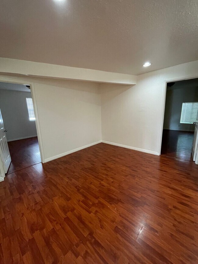 Photo - 1669 12th St Unidad A