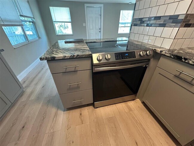 Photo - 626 29th Ave S