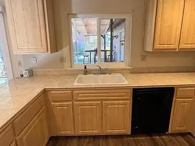 Photo - 287 Springcreek Dr