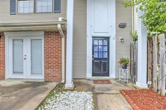 Photo - Spacious 3-Bedroom Home in Memphis - Comfort & Convenience!