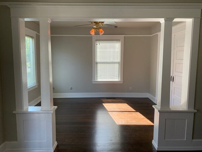 Photo - Classy Duplex in Desirable Tacoma area - Close to 6th ****COMING SOON***