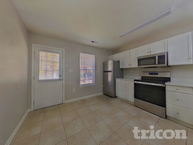 Photo - 6215 Rockwell Blvd W