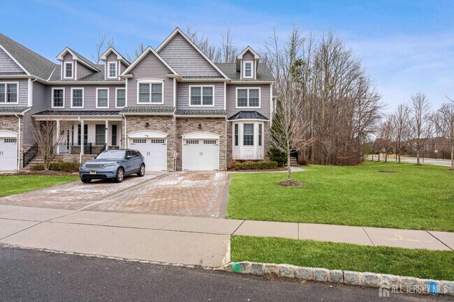 Photo - 2 Gonzalez Dr