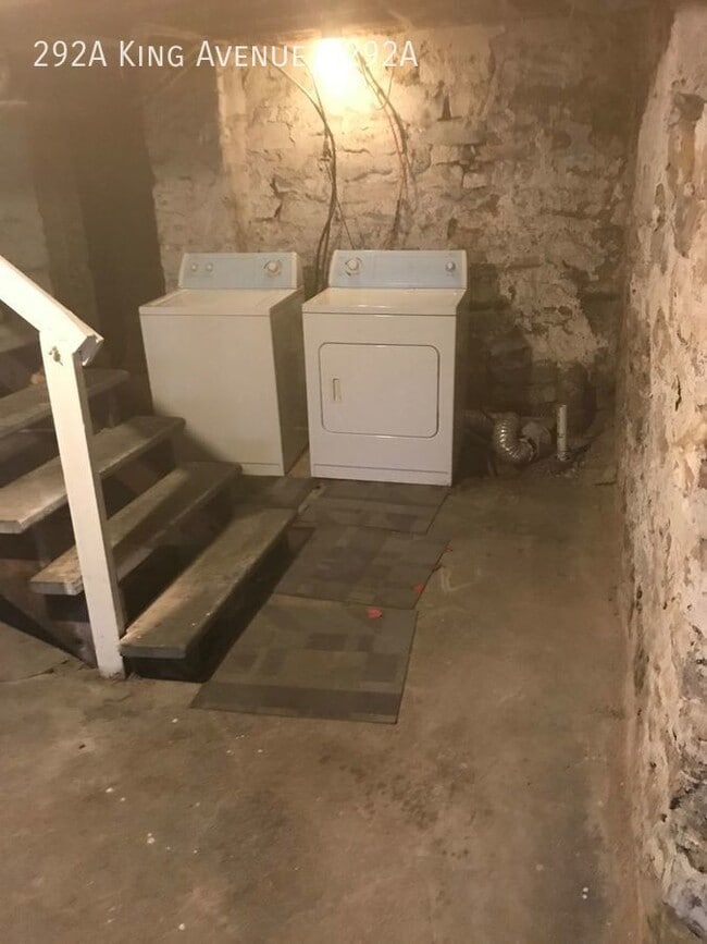 Photo - 292 King Ave Unidad 292A