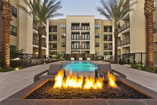 Outdoor lounge and fire pit