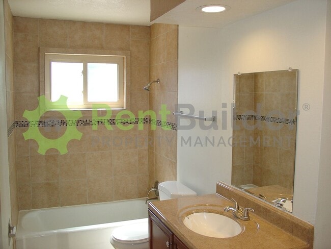 Photo - Excellent Northeast Location