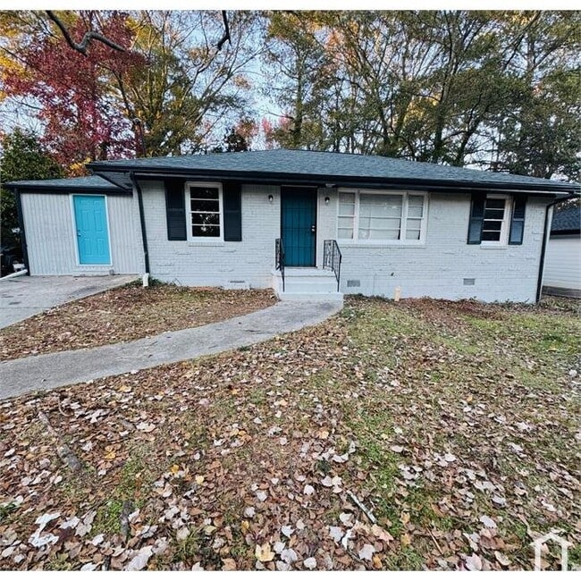 Building Photo - 2804 Long Way