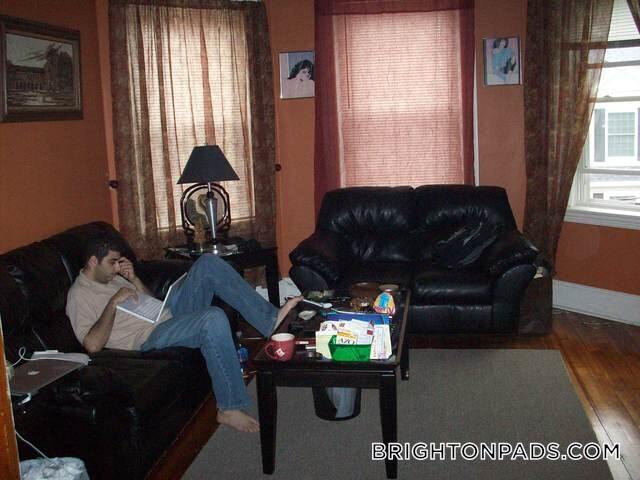 Photo - 35 Waverly St Unit 3