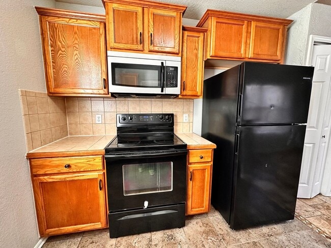 Photo - 3 Bedroom brick home in Del City