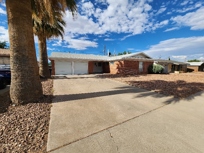 Photo - 5109 Bastille Ave