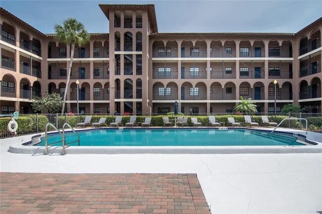 6100 Gulfport Blvd S Unit 6100 Gulfport