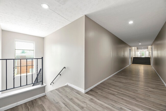 Photo - Evergreen Apartments