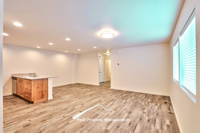 Photo - 76 S Drifter Loop