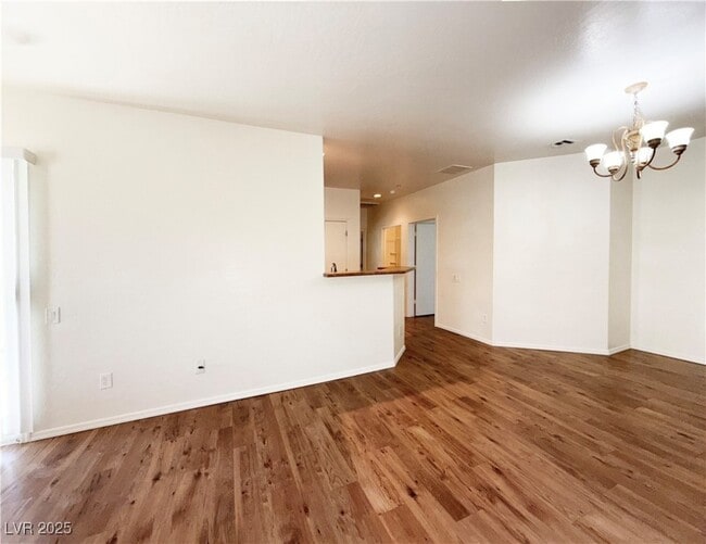 Photo - 6868 Sky Pointe Dr Unit 2016