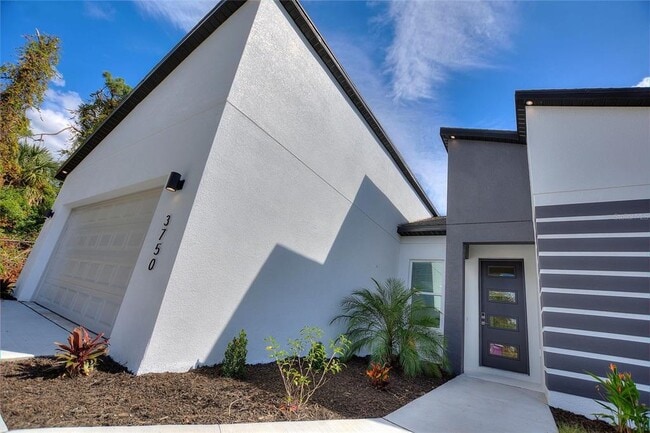 Photo - 3707 Fontainebleau St