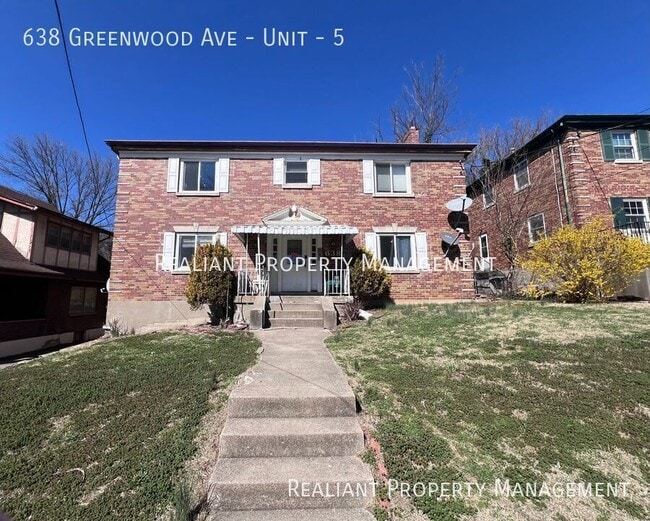 Building Photo - 638 Greenwood Ave Unit 5