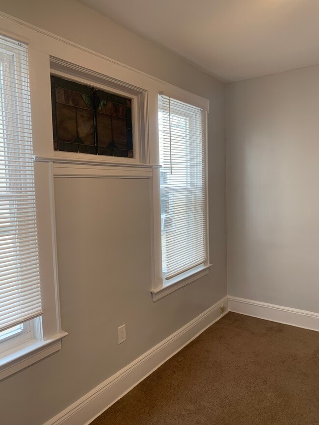 Photo - 12 Fairchild Pl Unit 1