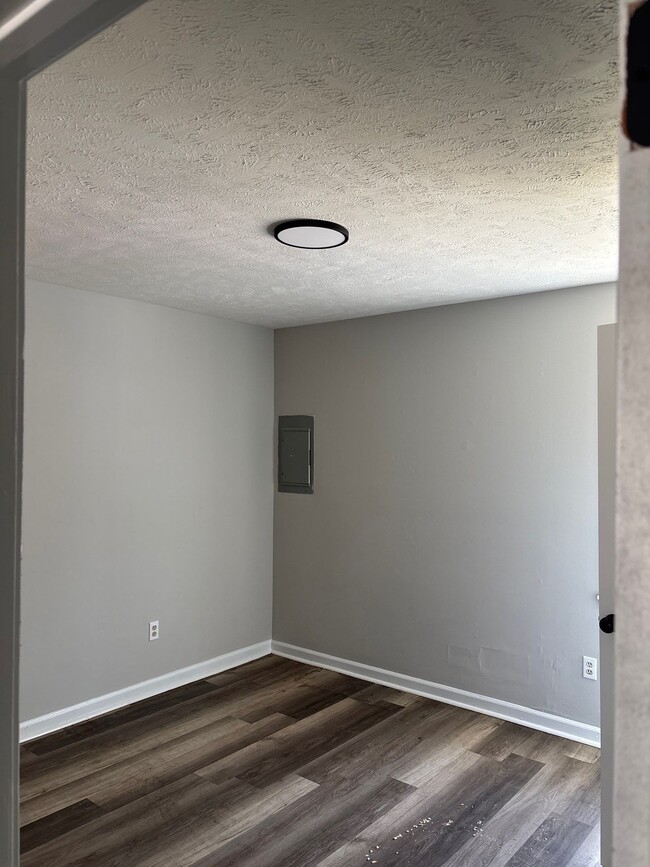 Photo - 38 W Cooper St