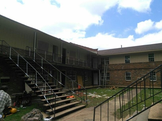 Photo - 1716 DuPont Ave