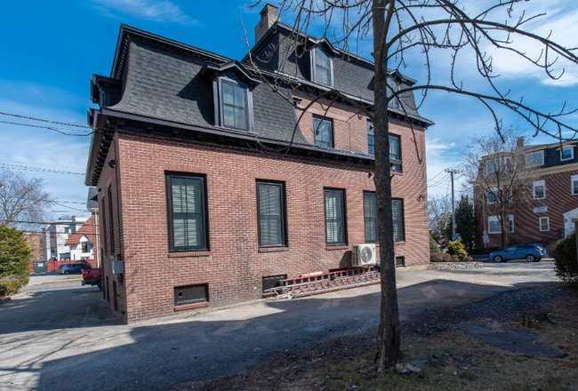 Photo - 200 Waterman St Unit 7