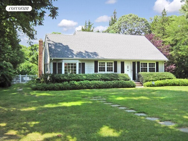 Photo - 28 Dover Ave