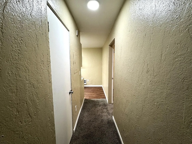 Photo - 1223 S J St Unidad 3