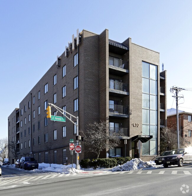 Photo - Regal Arms Condominiums