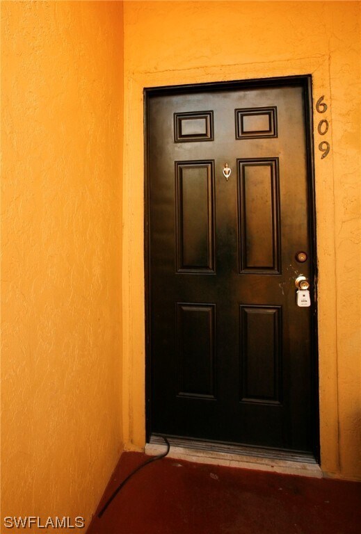 Photo - 2885 Winkler Ave Unit 609