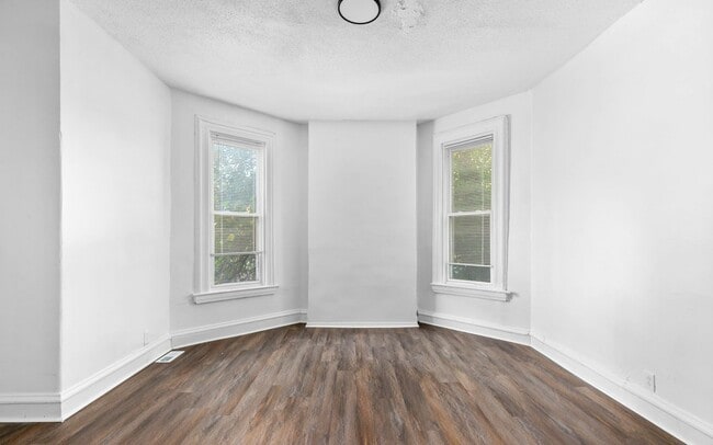 Photo - 4818 Cote Brilliante Ave