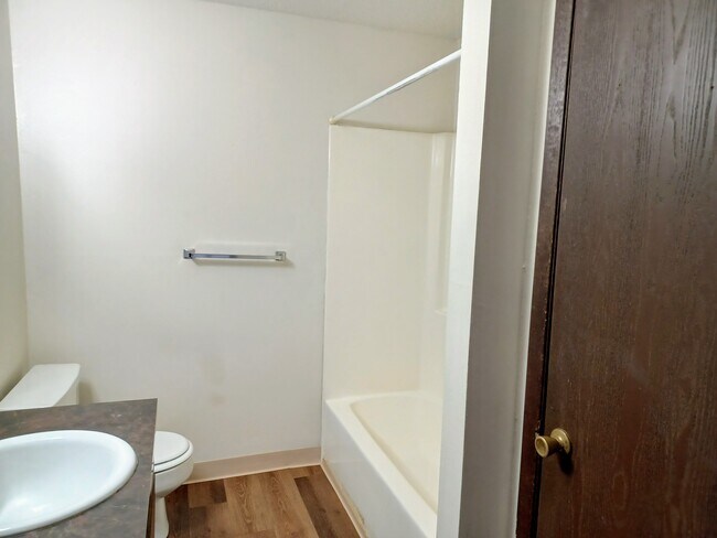 Photo - 535 N McComas St Unit 114