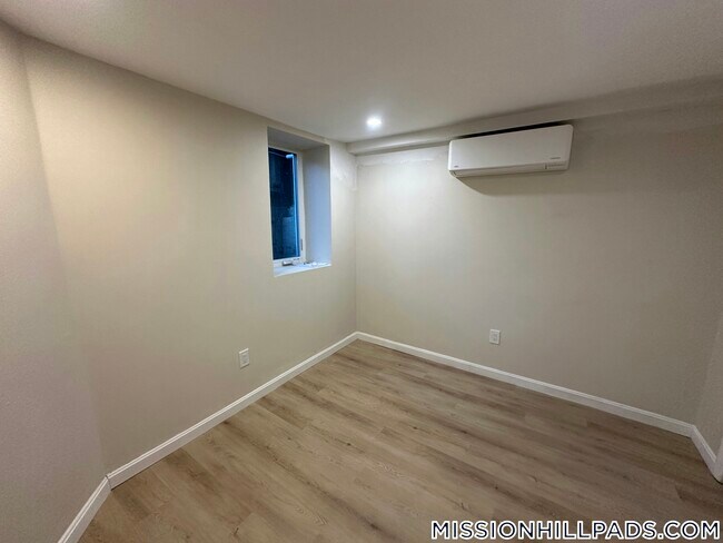 Photo - 6 Moreland St Unit A