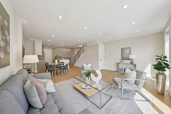 Photo - 2134 Wisconsin Ave NW