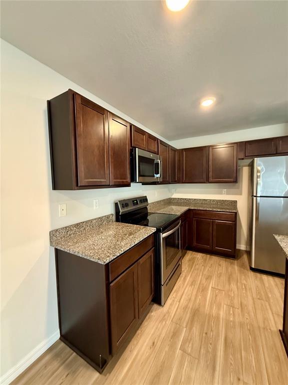 Photo - 14 Serene Pl