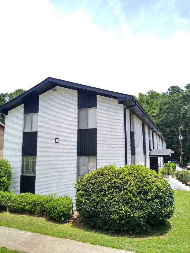 Photo - 2 Bedroom 1.5 Bath Newly Renovated Modern Apartment C5 Unidad C-C5