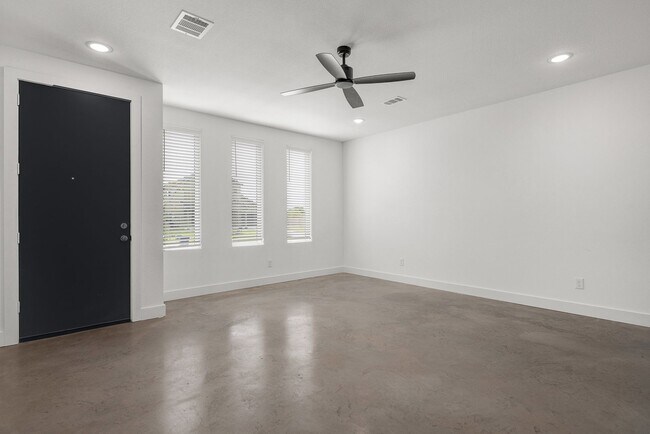 Photo - 3010 Alpha Wolf Ct