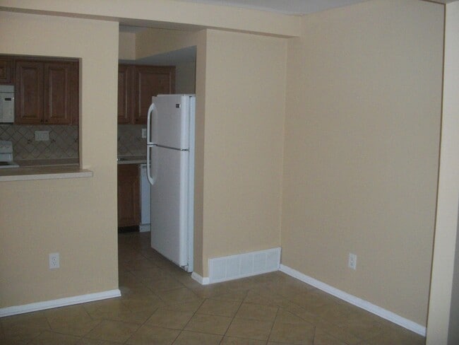 Kitchen - 88 Wexford Dr Unit 88 Wexford Road