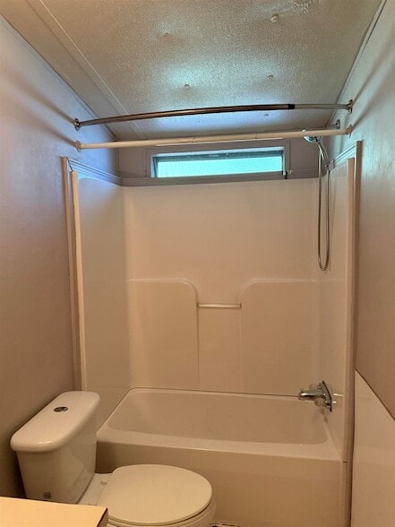 Photo - 8021 Pin Oak Rd
