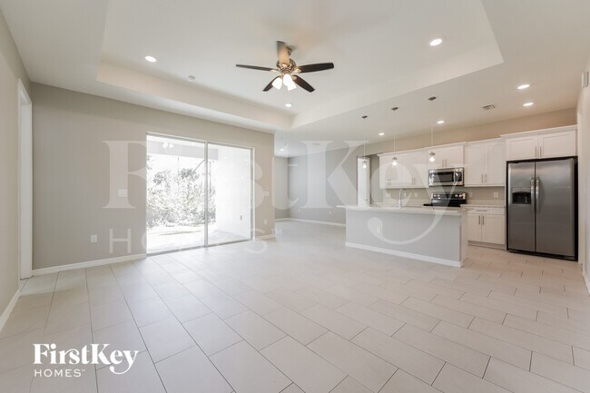 Photo - 4013 16th St W