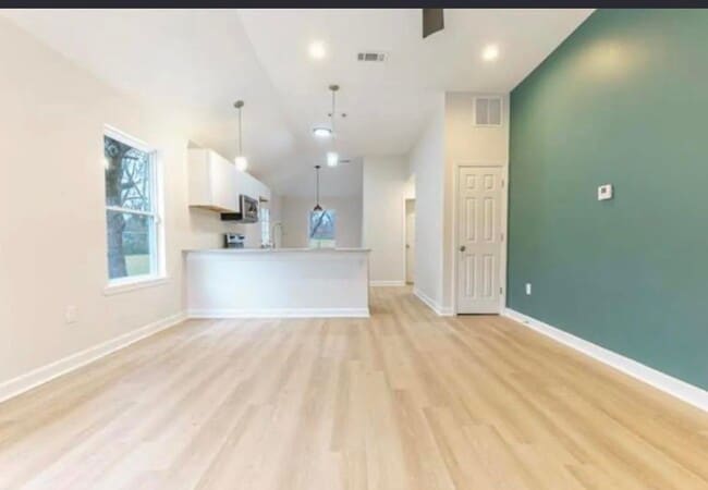 Photo - 4100 New Willow Rd