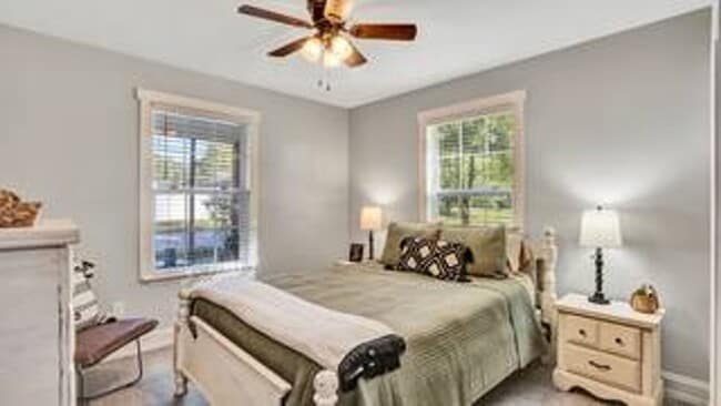 Photo - FULLY-FURNISHED ADORABLE COTTAGE-STYLE HOME