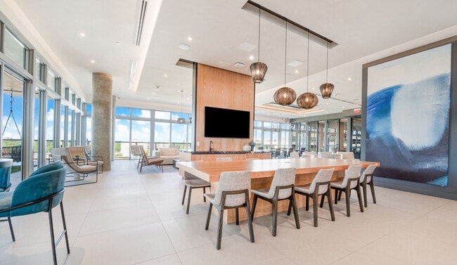 Crest at Pinecrest apartments — community photo