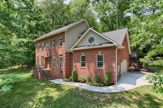 West Knoxville 37931 - 4 Bedroom, 2.5 Bath... - West Knoxville 37931 - 4 Bedroom, 2.5 Bath... House