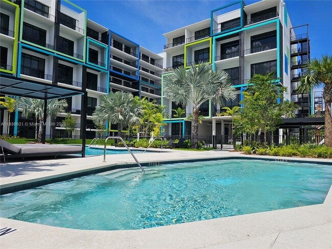 Building Photo - 4400 Sunrise Blvd Unit T-1 Rental