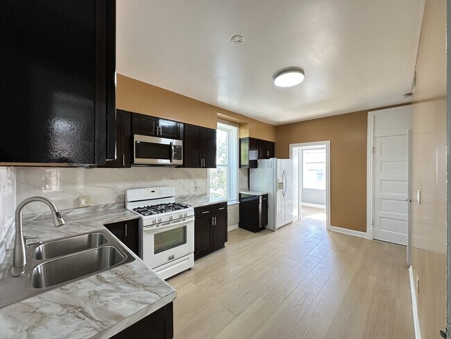 Photo - 2713 W 16th St Unit K04J