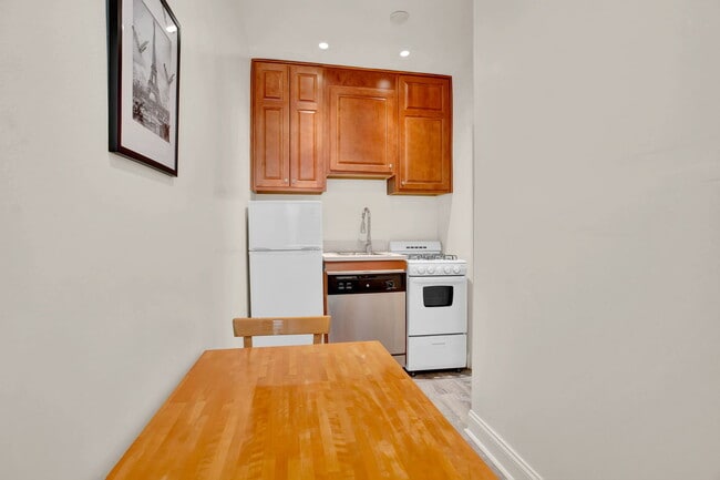 Photo - 1100 N La Salle Dr Unit 606